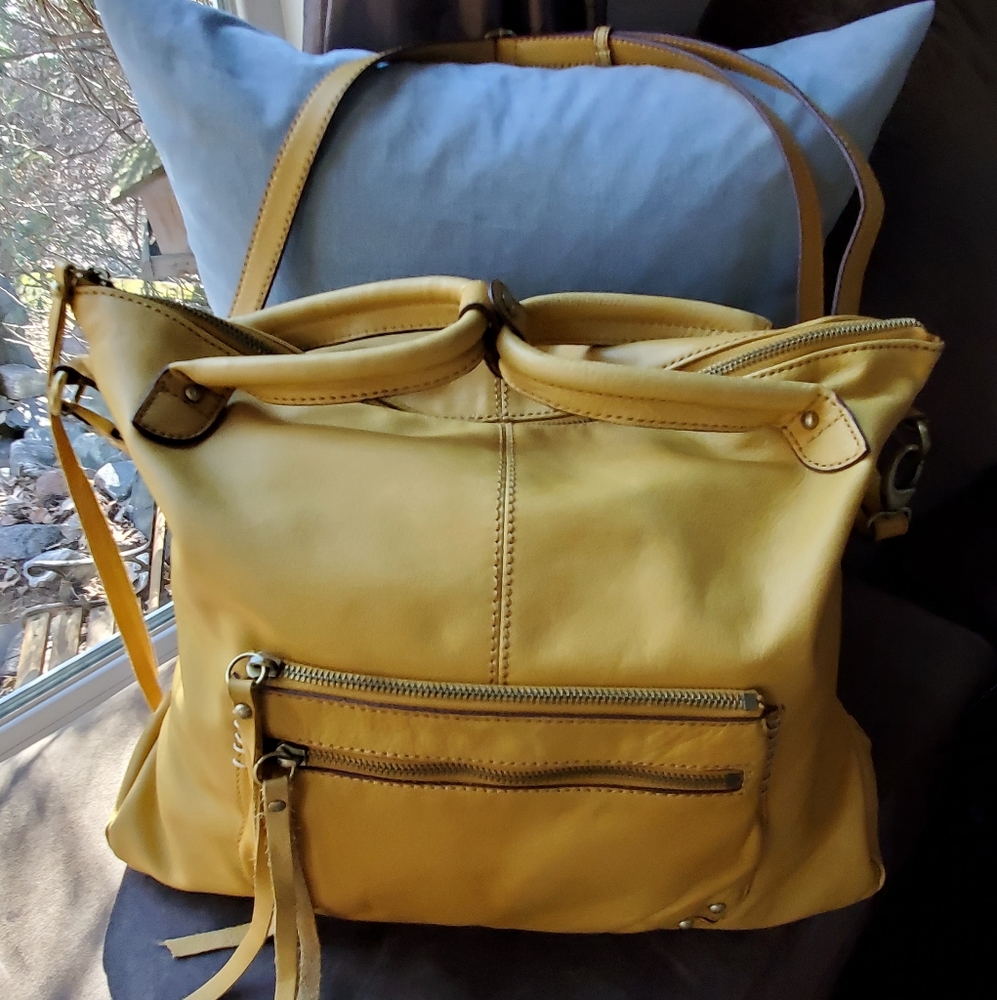 GORGEOUS LUCKY BRAND BAG W/ REMOVABLE ADJUSTABLE CROSSBODY STRAP-16 x 14 x 4.5